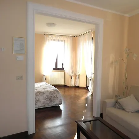 Piazza Degli Angeli Pensión Asís