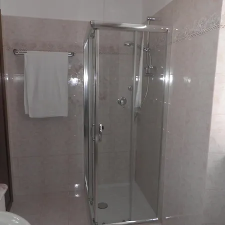 Piazza Degli Angeli بيت ضيافة 3*