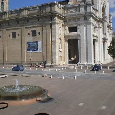 ゲストハウス Piazza Degli Angeli