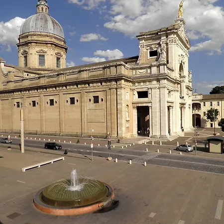 Pensión Piazza Degli Angeli Asís