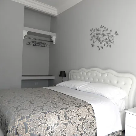 Piazza Degli Angeli بيت ضيافة أسيسي